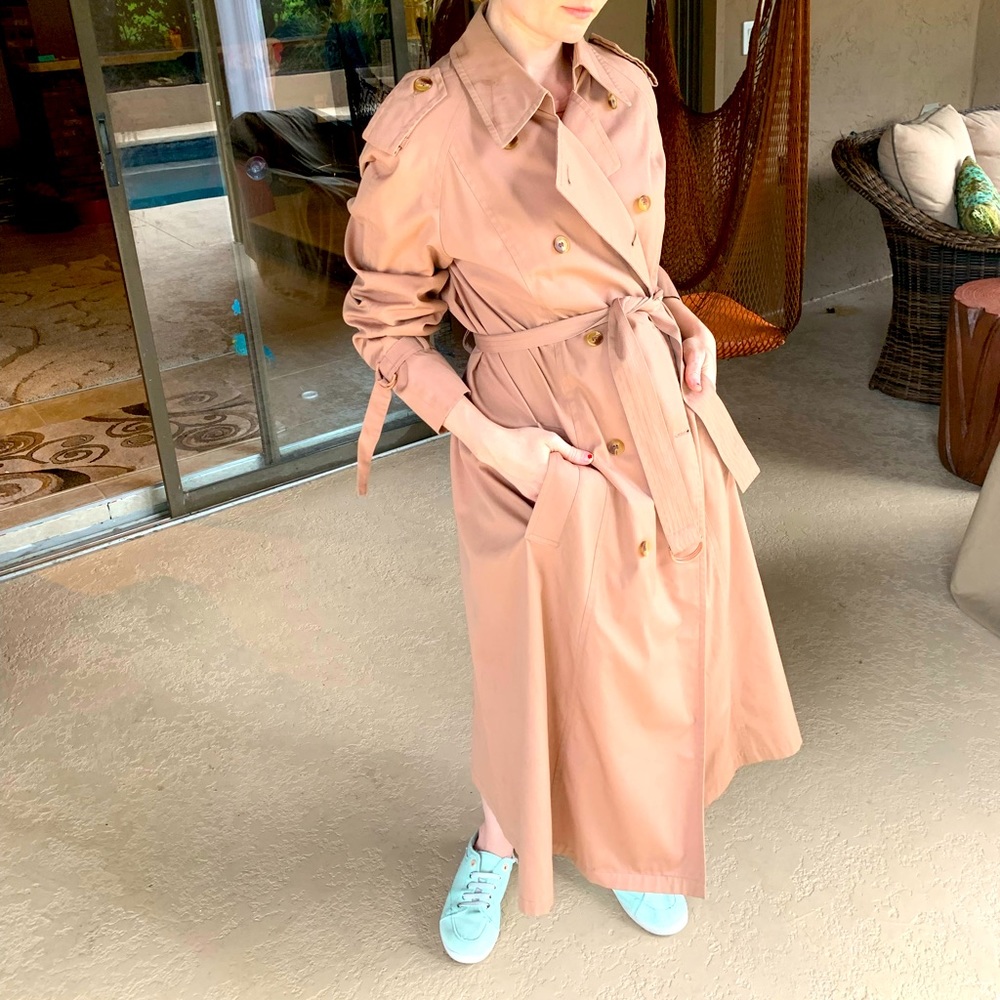 Timeless light brown trench. London fog.